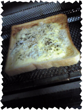 さくっと☆しらすチーズトースト