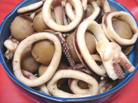 我が家の味☆イカと里芋の煮物