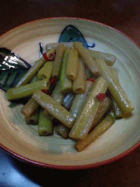 新蕗の炒め煮(下ごしらえ詳細説明付き)