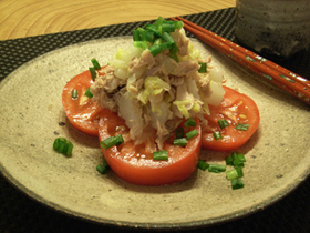 白菜とツナのトマトサラダ