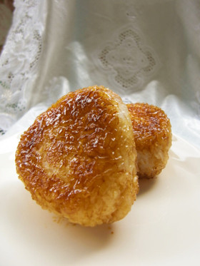 照りがいい！美味しい焼きおにぎり