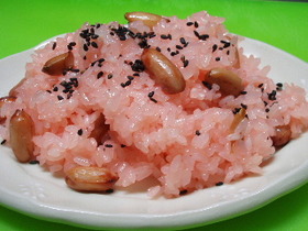 初めての落花生のお赤飯
