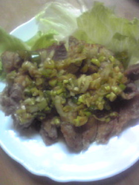 鶏肉の香味ソースかけ