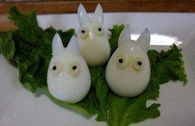 うずらの卵の♪小トトロ♪　（キャラ弁）