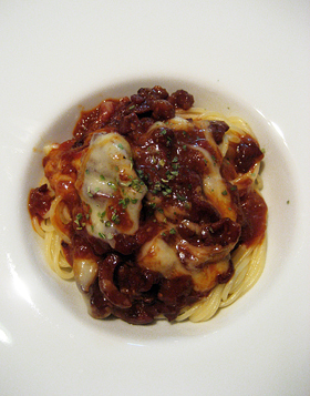 赤ワインとトマトの洋食スパゲッティ