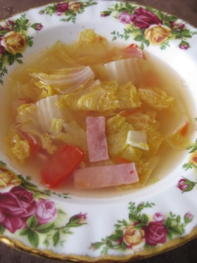 白菜とトマトのミルクスープ