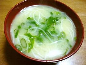 本場~おそうめんの味噌汁