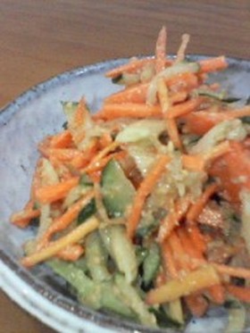 人参ときゅうりの味噌和え
