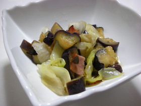 カレーのサイドに☆炒めたサラダ？