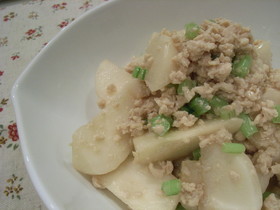 鶏そぼろとカブのあったかサラダ☆