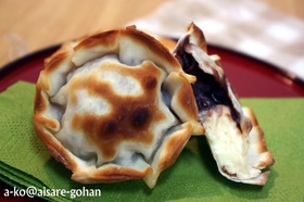餃子の皮で簡単！パリパリ♪チーズあん包み