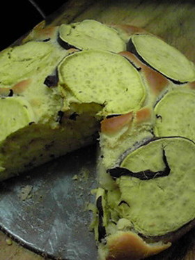 ホットケーキミックスとサツマイモケーキ
