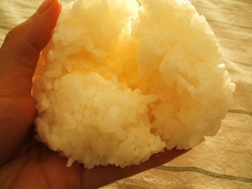 とろけてるチーズおにぎり