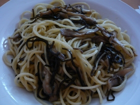 ☆簡単☆舞茸＆塩昆布パスタ