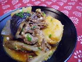 牛すじ肉と里芋の味噌煮込み　～韓国風～