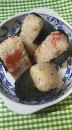生トマト＆チーズdeイタリアン△おにぎり
