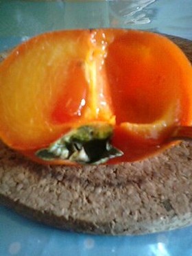 完熟♪熟れすぎた柿の上手な食べ方