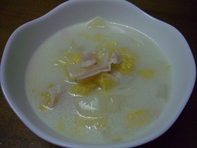 白菜の豆乳スープ