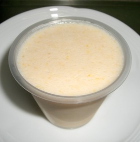 バナナとフルーツ缶でムースゼリー
