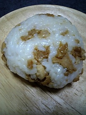簡単！☆鶏そぼろおにぎり☆