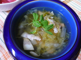 豆苗と白菜のヘルシースープ☆