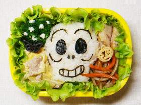 ホラーマンのおにぎり✿キャラ弁