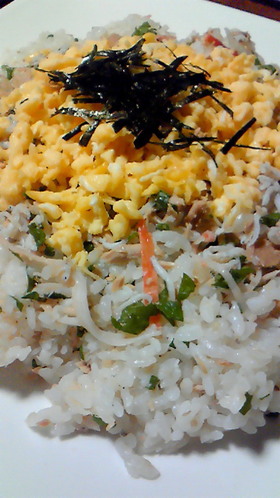 ほんのり香る♪レモン風味のツナちらし