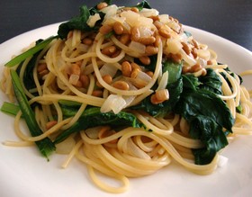 小松菜と納豆のパスタ