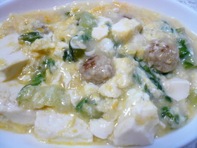 簡単☆白菜、豆腐、玉子のスープ♪