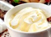 シュクリームにホイップカスタードクリーム