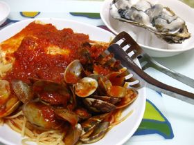 アサリとメカジキのトマト煮