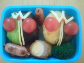 お弁当に！仮面ライダーダブルのおにぎり