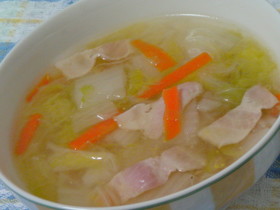圧力鍋de簡単とろける白菜スープ