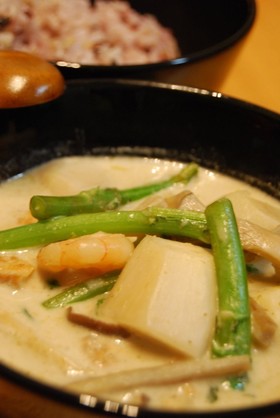冬野菜のグリーンカレー。
