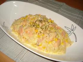 簡単カップスープで鮭のクリームパスタ