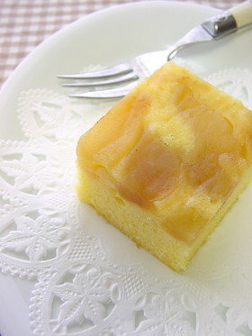 しっとりタイプの林檎ケーキ。