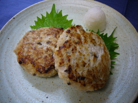 コラーゲン玉入り☆和風れんこんハンバーグ