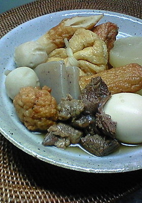 牛すじ入りおでん