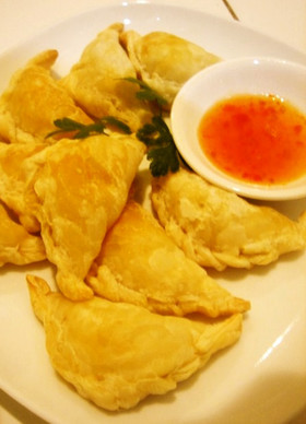 Curry Puff （サモサ）（タイ）