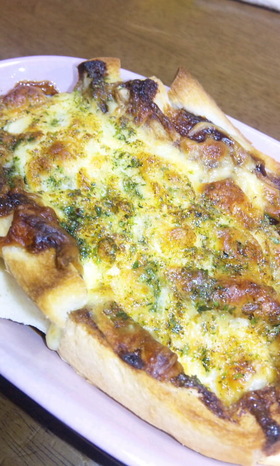 パン耳でパングラタン〜お好み焼き風