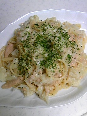 カリフラワーとツナのクリームパスタ