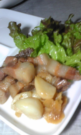 ニンニクたっぷりの豚角煮♪