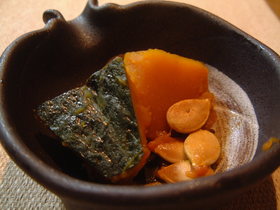 かぼちゃと種の煮物