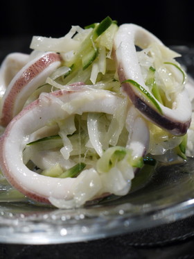 野菜がタップリ食べられるイカマリネ