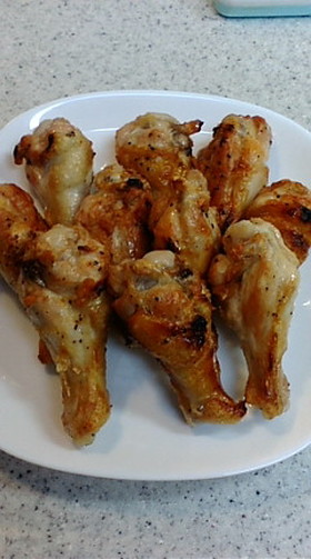 手羽元の…カリカリじゅわ～♡な塩焼き