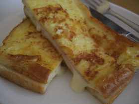 ハムとチーズのフレンチトースト