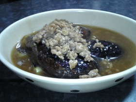 フライパンだけで！なすのそぼろ煮