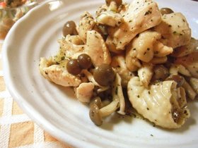 鶏ムネ肉のレモンバジル炒め*