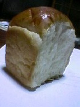 ホットケーキミックスでふわふわパン