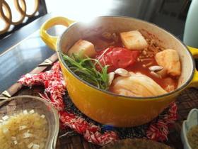 野菜たっぷりぽかぽかトマト鍋